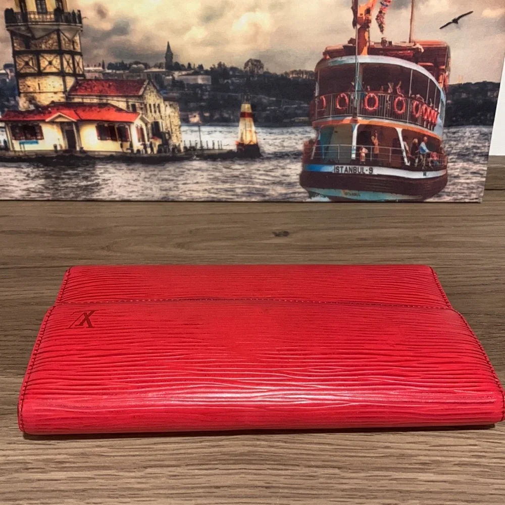 ❤️Sold❤️Louis Vuitton Epi Leather Porte Trésor International Wallet - Picture 8 of 13